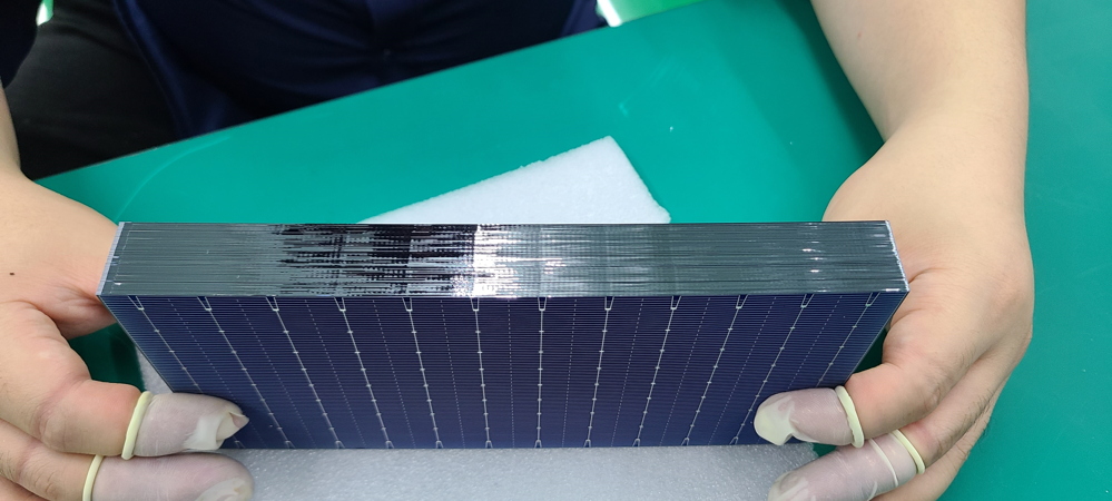 158 210 Solar Cell No-Water Non-Destructive Laser Cutting Machine